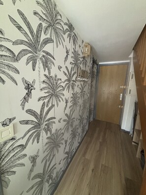 Interior - Cosy apartment 100m from the beach with parking space, loan of 2 bicycles (Royan)