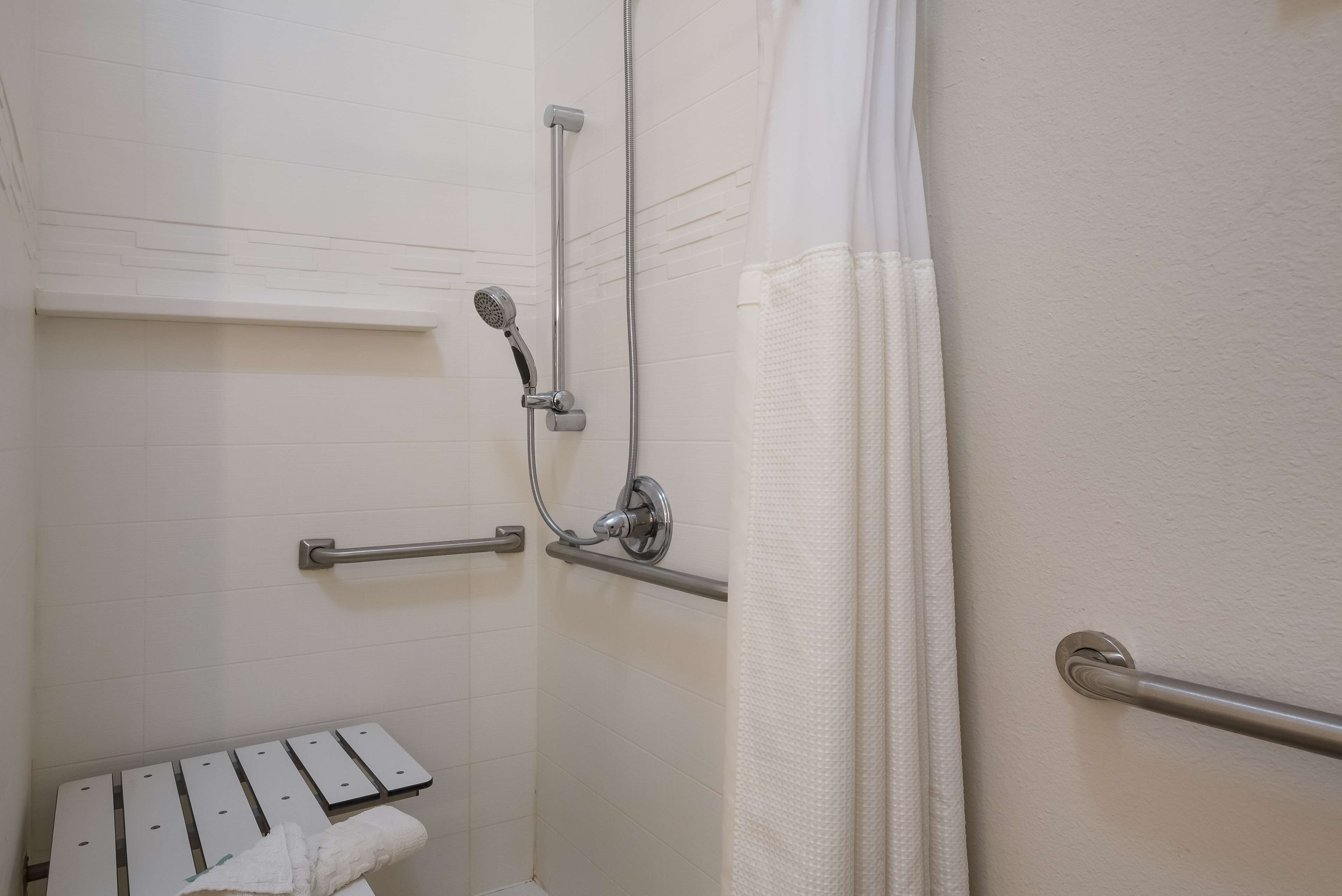 free toiletries, towels, soap, shampoo