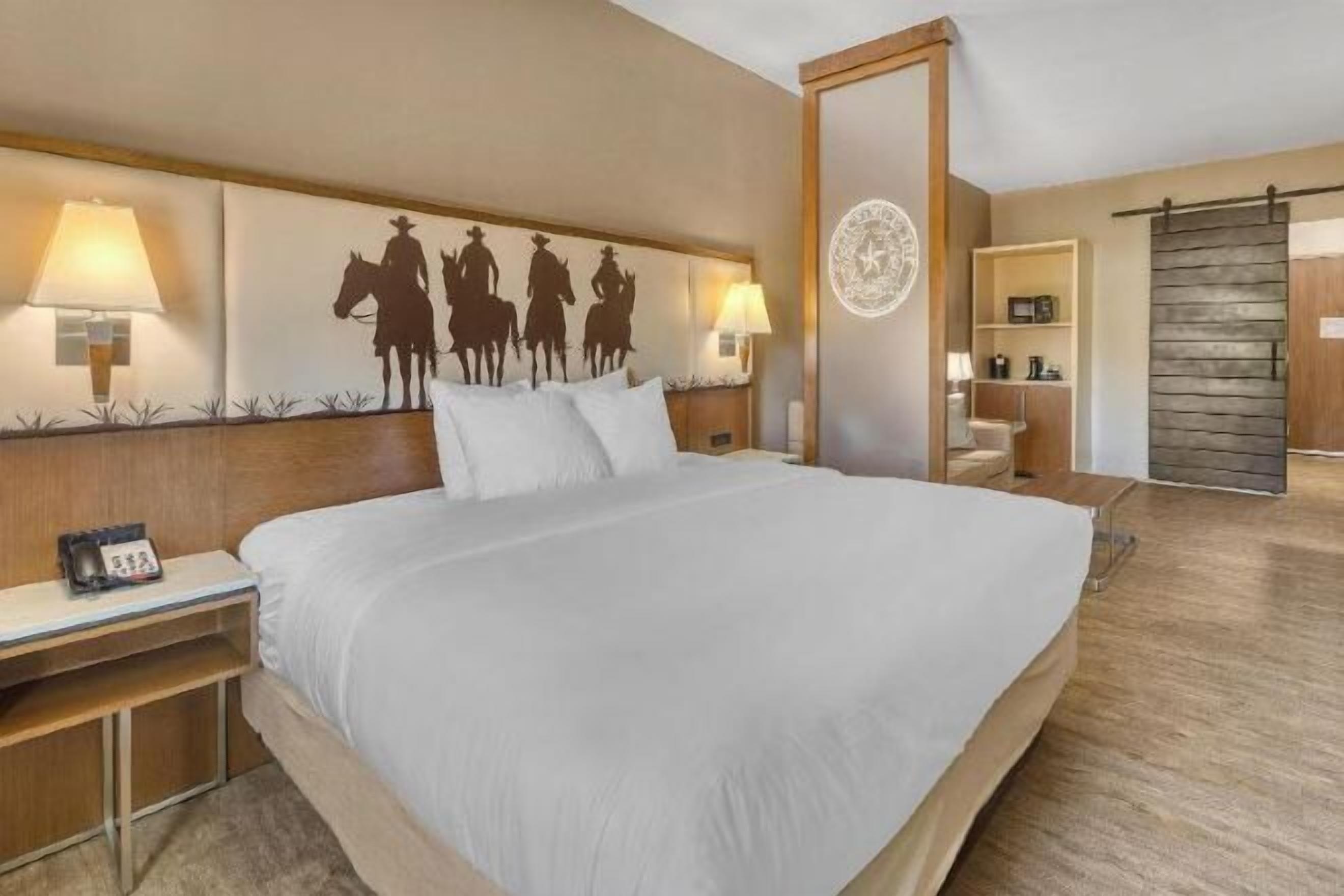 Premium bedding, desk, laptop workspace, free WiFi
