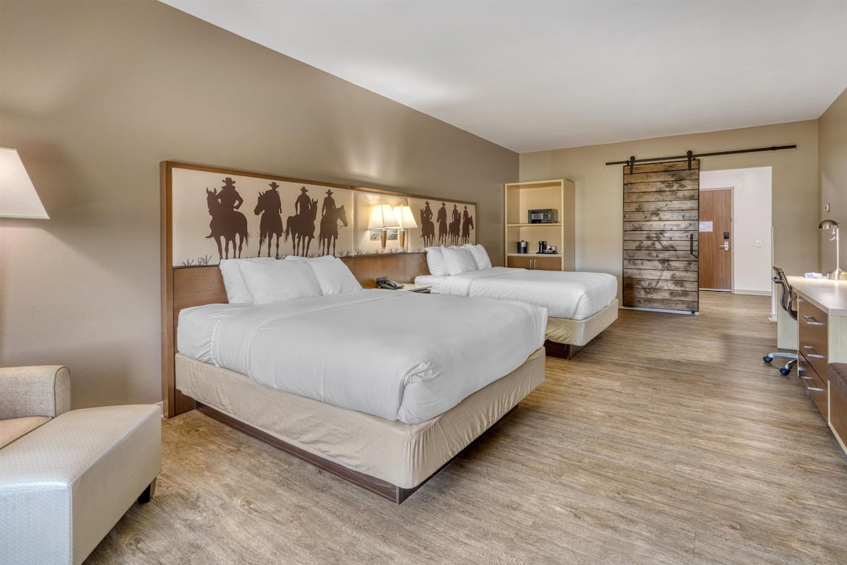 Suite, 2 Queen Beds, Non Smoking, Refrigerator & Microwave | Premium bedding, desk, laptop workspace, free WiFi