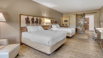 Suite - 2 queensize-senge - ikke-ryger - køleskab og mikrobølgeovn | Premium-sengetøj, skrivebord, arbejdsområde til bærbare computere