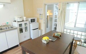 Private Vacation Home | In-room dining