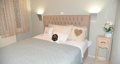 Blue Lotus Luxury Home in the heart of the city center of Kavala