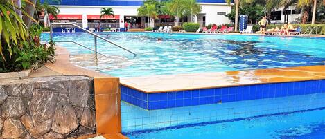 Apartment | Pool | Outdoor pool