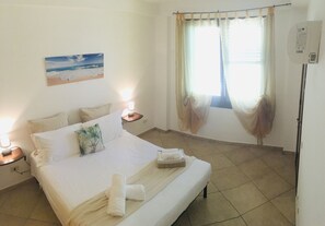 2 Schlafzimmer, Bügeleisen/Bügelbrett, Bettwäsche