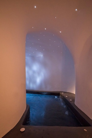 Piscine couverte