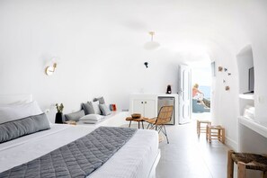 1 bedroom, in-room safe, iron/ironing board, free WiFi