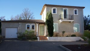 Front of property - Fayence Bonheur (Fayence)