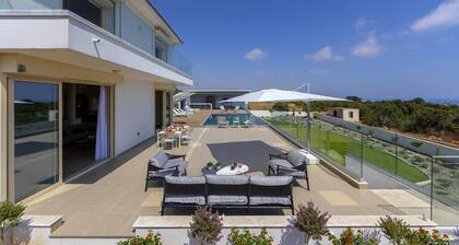 Villa Elite is an extremely exclusive and magical villa.