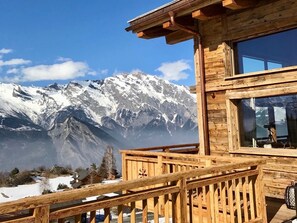 Property grounds - Chalet V with lift, heated pool and breathtaking views (Riddes)