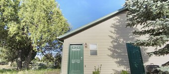 Robins Roost (A) - Beautiful setting and central to the national parks