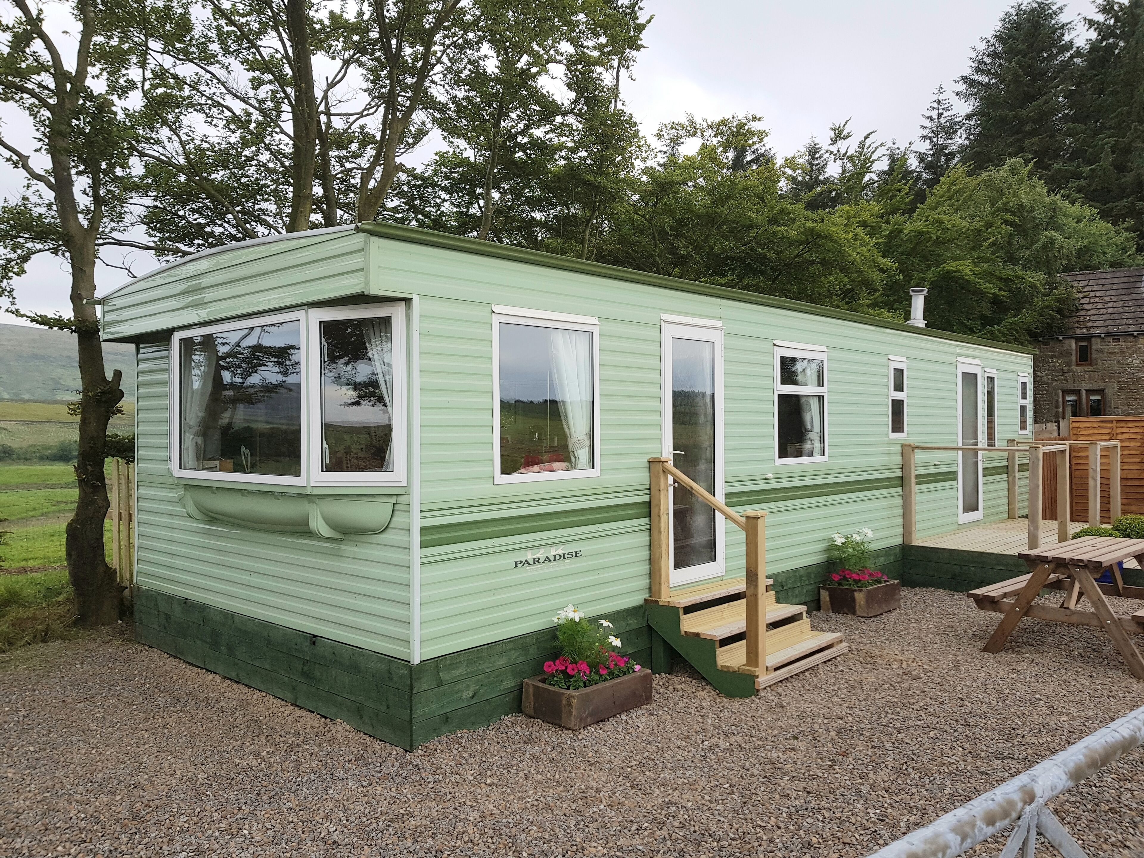 Static caravan sleeps 4