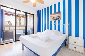 2 slaapkamers, een strijkplank/strijkijzer, gratis wifi, beddengoed