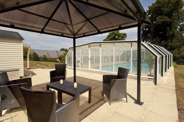Indoor pool, outdoor pool