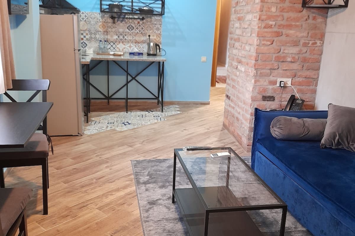 Family Studio | Living area
