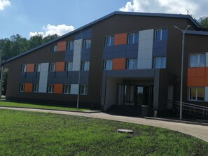 Exterior - Freezone Inn - Hostel (Sharapovo)