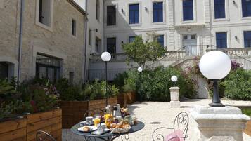 Restauration extérieure