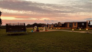 Children’s play area – outdoor
