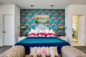 4 soverom, strykejern/-brett og wi-fi (inkludert)