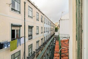 Property grounds - Bairro Alto Attic Apartment With Balcony (Lisboa)