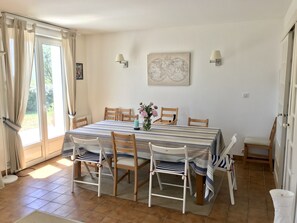Dining - House facing the sea - 6 bedrooms, 135m², Piriac (44) (Piriac-sur-Mer)