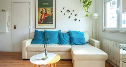Beautiful apartment on iconic 28 tram line
