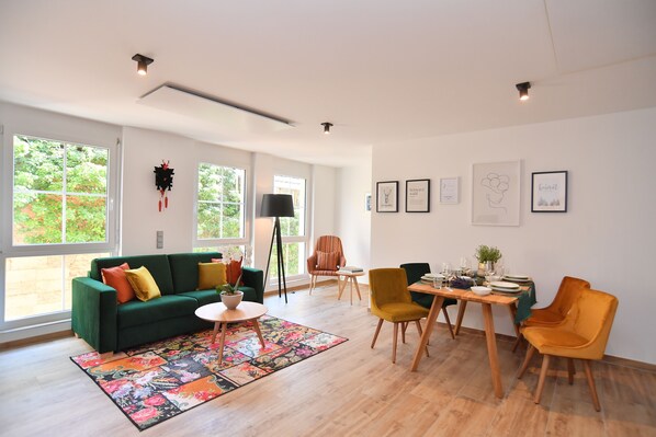 Superior Apartment, 3 Bedrooms, Non Smoking, Kitchen (2) | Living room | 55-inch Smart TV with cable channels, TV