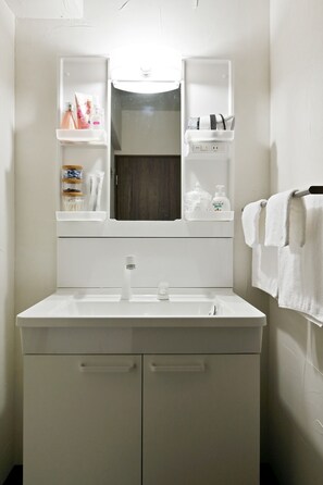 Hair dryer, towels