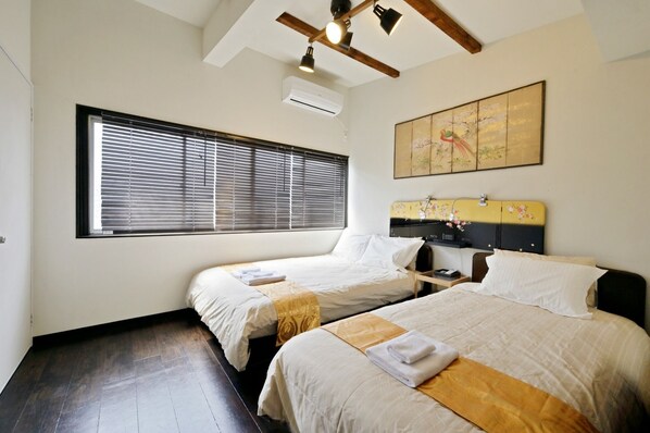 2 bedrooms, desk, iron/ironing board, free WiFi