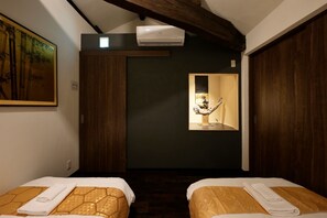 2 bedrooms, desk, iron/ironing board, free WiFi