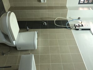 Soap, shampoo