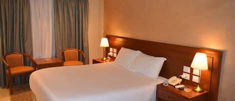 Egyptian cotton sheets, premium bedding, pillow-top beds, free minibar
