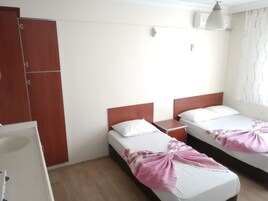 Standard Triple Room | Free WiFi