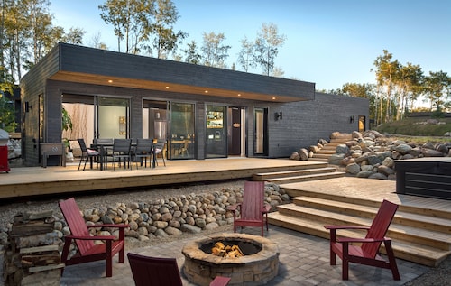 Clear Lake, cabin, hot tub