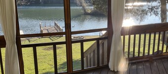  Clementine Cottage- Quiet Charming Cottage on Lincoln Lake  