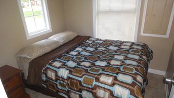 2 bedrooms, WiFi, bed sheets