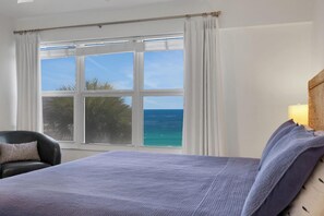 2 bedrooms, travel cot, WiFi, bed sheets - W/D in Unit, Ocean Views Galore, Spectacular Sunrise & Sunset from property (Saint Augustine Beach Florida)