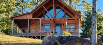 Breathtaking Panoramic Skyline Mountain Top View Cabin