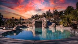 Indendørs pool, udendørs pool