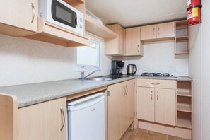Fridge, microwave, coffee/tea maker