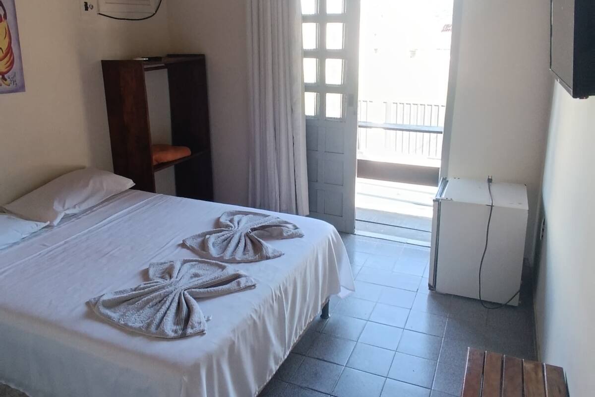 Blackout curtains, free WiFi, bed sheets