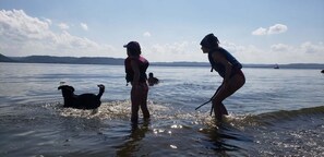 Na praia
