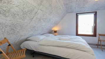 3 bedrooms, Internet