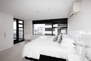 3 bedrooms, iron/ironing board, travel cot, WiFi