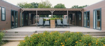 6 + 6-person Family lodge