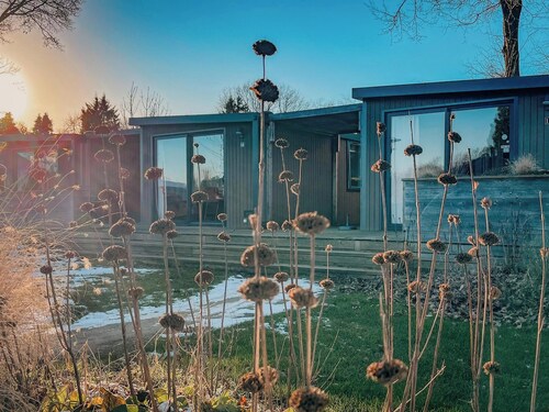 2 + 2-person Hotel lodge