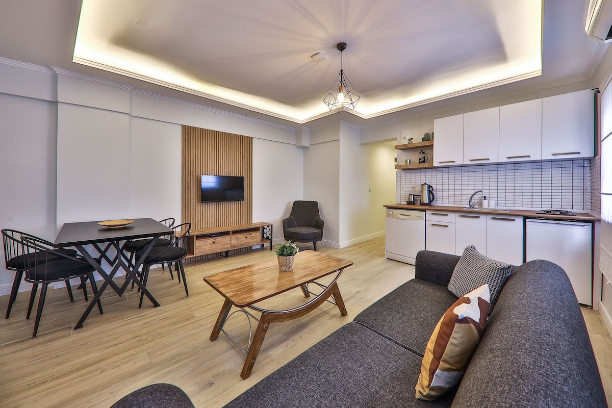 1 bedroom, laptop workspace, soundproofing, iron/ironing board
