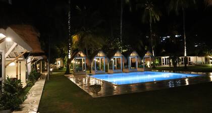 Tropical Garden (Superior) Resort 50 meters from the beach