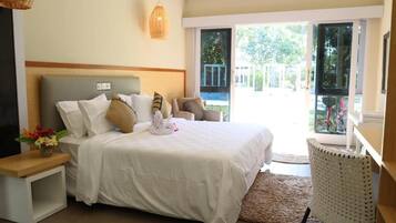 7 bedrooms, in-room safe, iron/ironing board, free WiFi