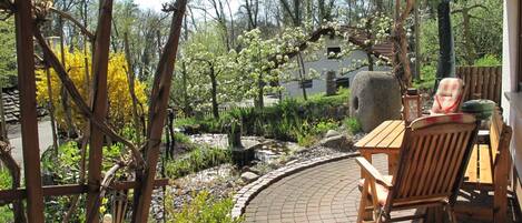 屋外ダイニングエリア